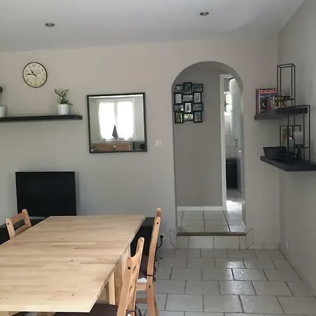 Saint-lager Holiday home *